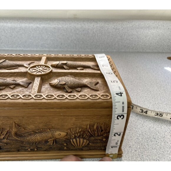 Men’s Trinket Jewelry Box Vintage Heavy Wood Resign Ocean Reef Fish Decretive - Picture 12 of 12